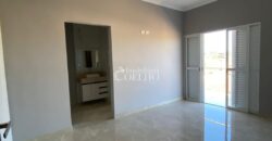 VENDE-SE CASA- OURO VERDE