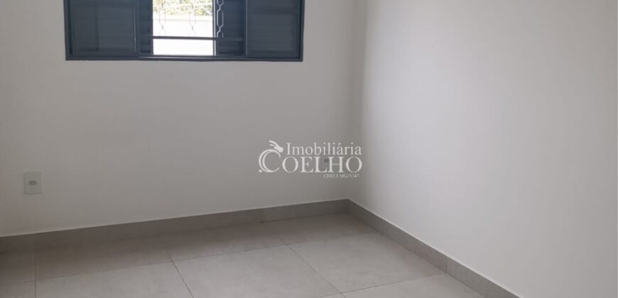 CASA- PRÓXIMO A MADEREIRA NEHEMY