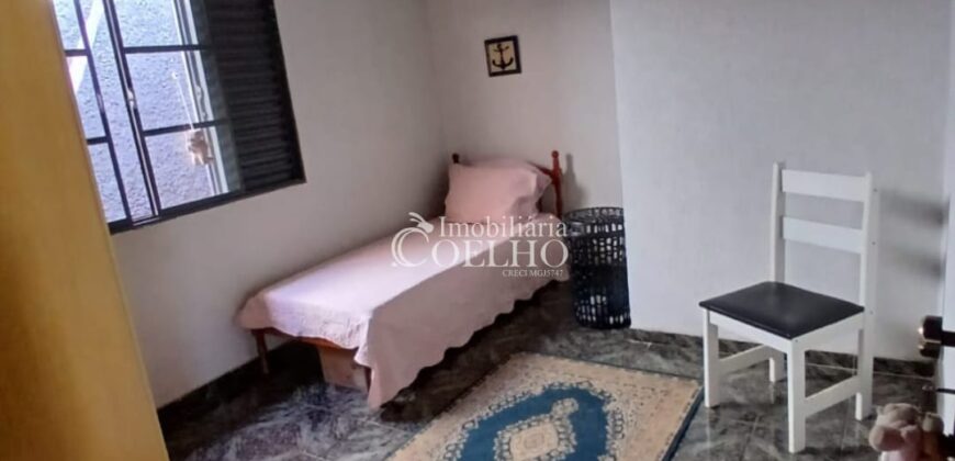 VENDE-SE CASA – VILA CONCEIÇÃO