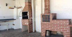 VENDE-SE CASA- CENTRO DE GUAXUPÉ, PROXÍMO A PRAÇA DOS ESTUDANTES