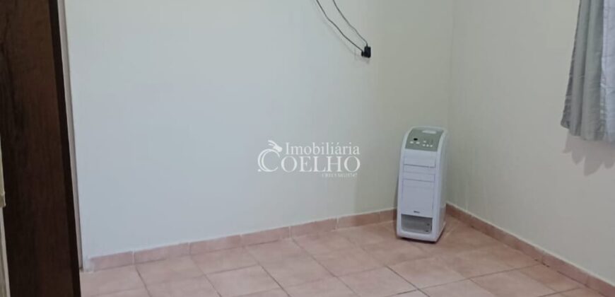 VENDE-SE – CASA PRÓXIMA AO SUPERMERCADO ABC