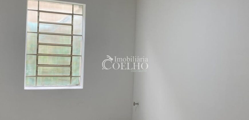 ALUGA-SE PONTO COMERCIAL NO CENTRO