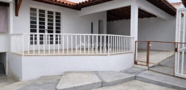 CASA Á VENDA – NOVA FLORESTA 1