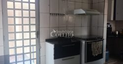 CASA À VENDA – PARQUE DOS MUNICÍPIOS 2