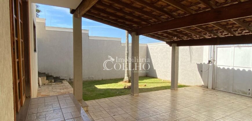 CASA À VENDA – JARDIM PRIMAVERA