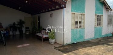 CASA À VENDA – CATETOS