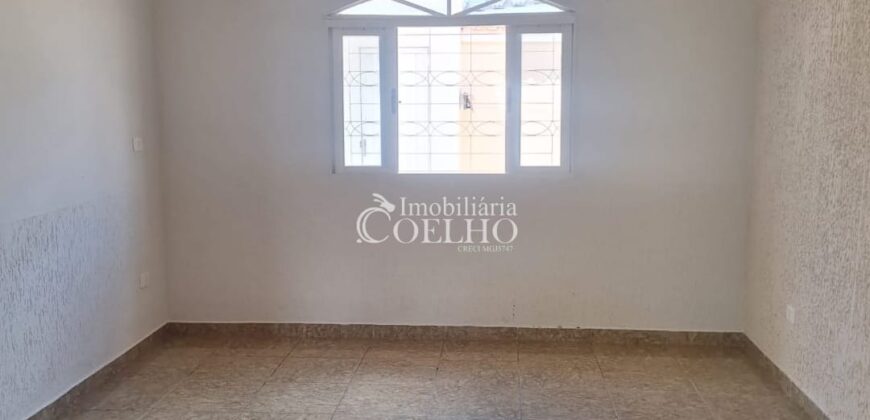 CASA À VENDA – PARQUE DAS ORQUIDEAS