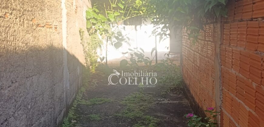 CASA COM PONTO COMERCIAL À VENDA – NOVO HORIZONTE