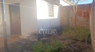 CASA COM PONTO COMERCIAL À VENDA – NOVO HORIZONTE