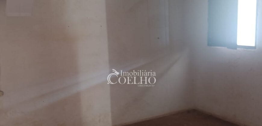 CASA COM PONTO COMERCIAL À VENDA – NOVO HORIZONTE
