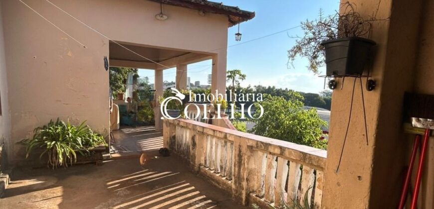 CASA À VENDA-TABOÃO