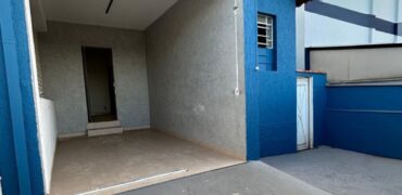 CASA À VENDA-CENTRO