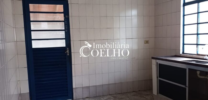 CASA À VENDA-PARQUE DOS MUNICIPIOS 1