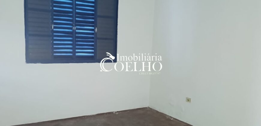 CASA À VENDA-PARQUE DOS MUNICIPIOS 1
