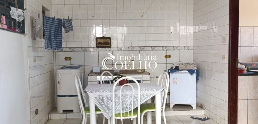 CASA À VENDA – PARQUE DOS MUNICIPIOS 2