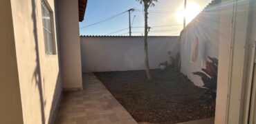 CASA À VENDA – JARDIM DOS YPES