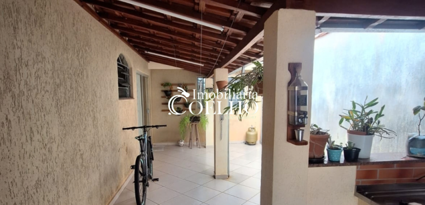 CASA À VENDA – PARQUE DAS ORQUÍDEAS