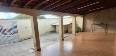 CASA À VENDA – PARQUE DAS ORQUÍDEAS