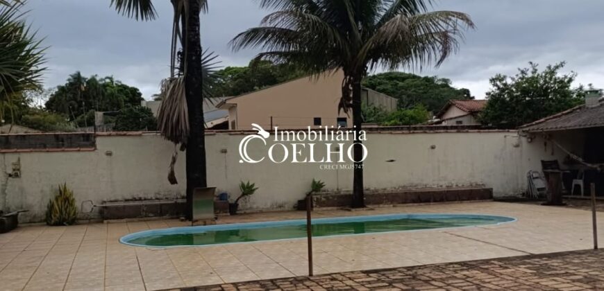 CHÁCARA À VENDA