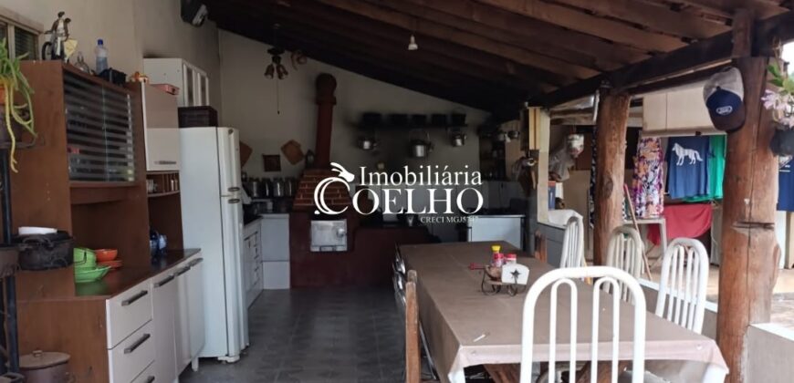 CHÁCARA À VENDA