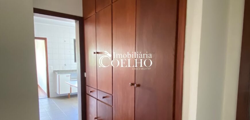 APARTAMENTO À VENDA – CENTRO