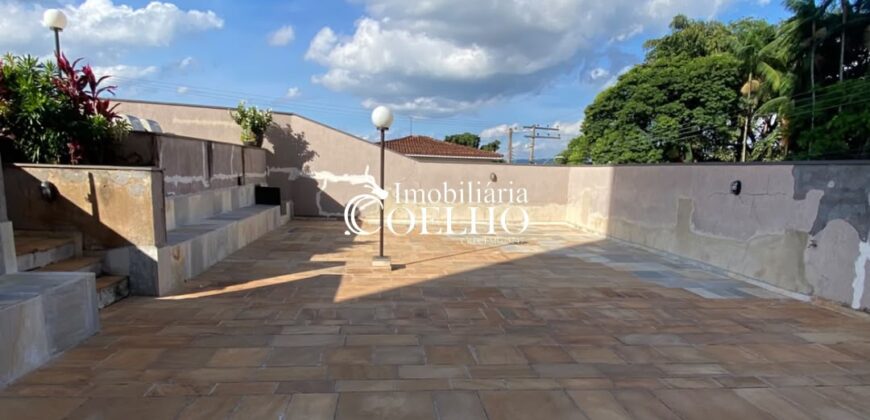 APARTAMENTO À VENDA – CENTRO