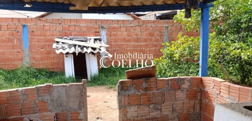 CASA À VENDA –  RESIDENCIAL VALE VERDE