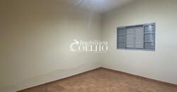 CASA À VENDA – PARQUE DOS MUNICÍPIOS 01