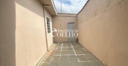 CASA À VENDA – PARQUE DOS MUNICÍPIOS 01