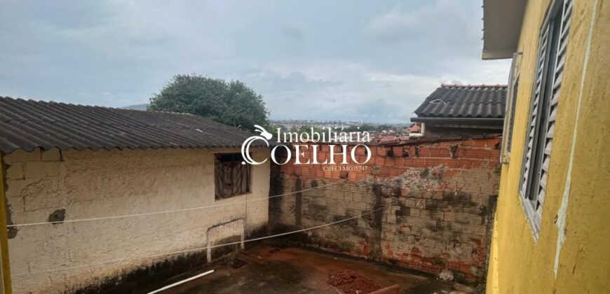 CASA À VENDA – PARQUE DOS MUNICÍPIOS 01